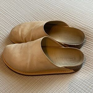 Jenni Kayne Oiled Leather Moc Clog size 38